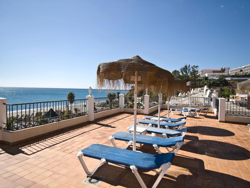 Apartamentos Hc Burriana Playa Nerja Exterior photo